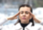 woman experiencing a migraine