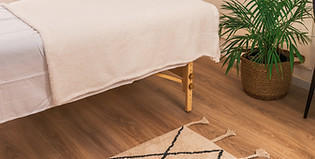 acupuncture treatment room 
