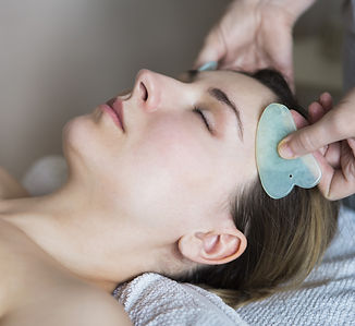 facial guasha treatment 